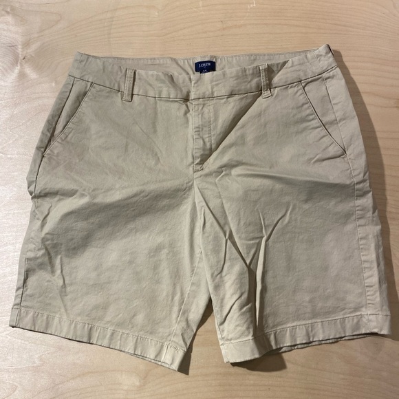 J. Crew Tan Flat Front Shorts Classic Style 14 (NB) - Picture 3 of 6